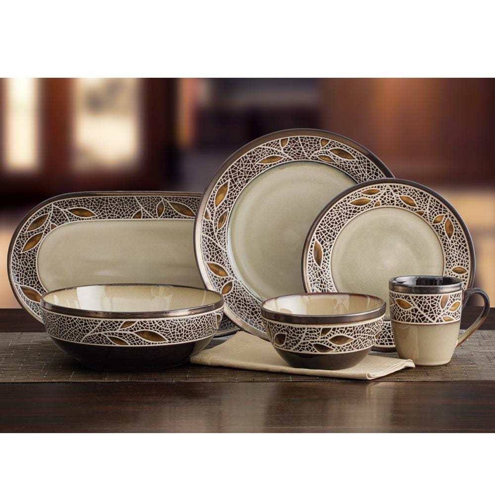 Alexandria Service for 8 with Serveware - Image 3