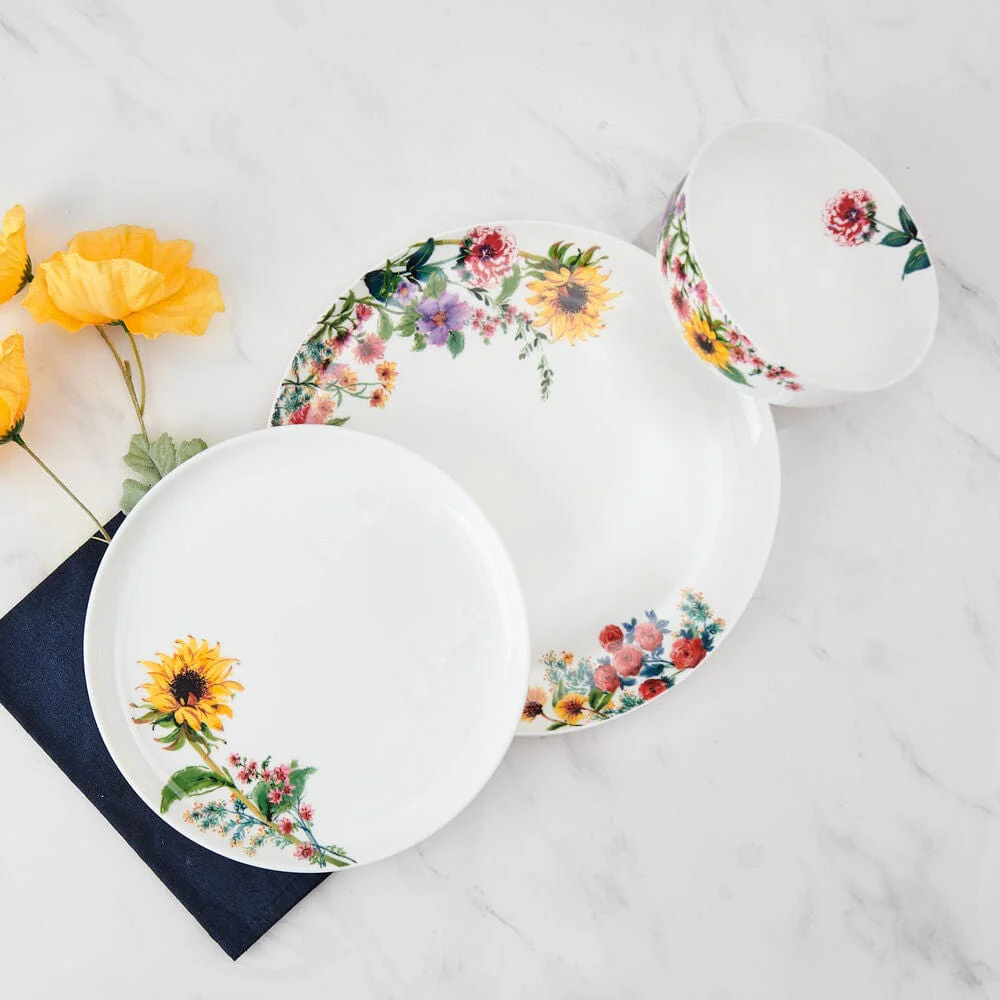 Garden of Petals 12 Piece Dinnerware Set, Service for 4 - Image 11