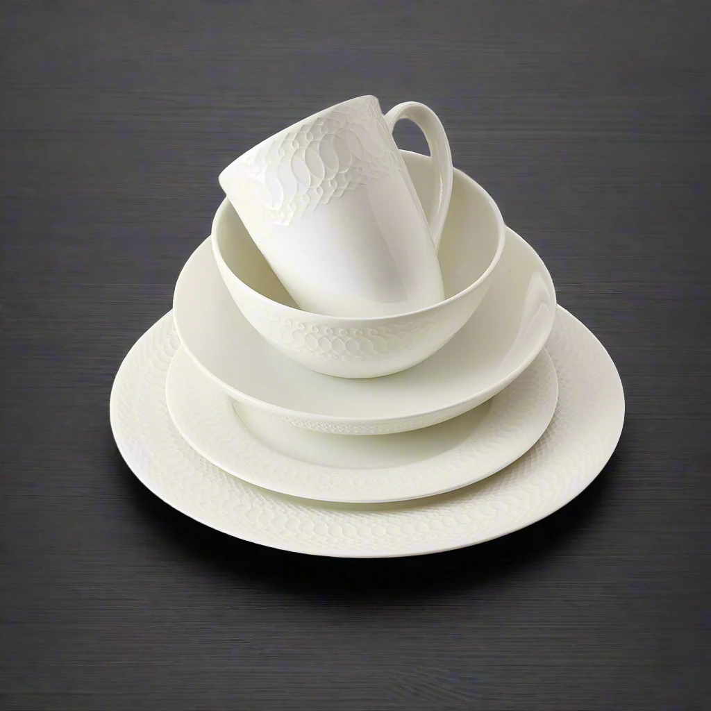 Levi 40 Piece Dinnerware Set, Service for 8 - Image 3